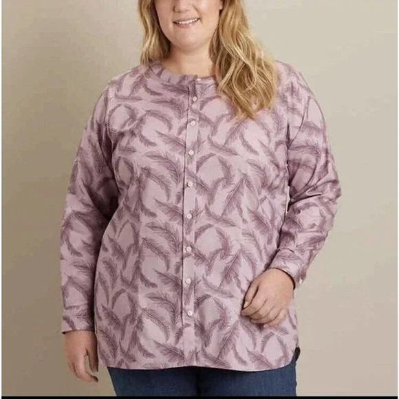 NWT Duluth Trading Co Wrinklefighter Purple Feather Button Down Tunic Top Small - Picture 1 of 7